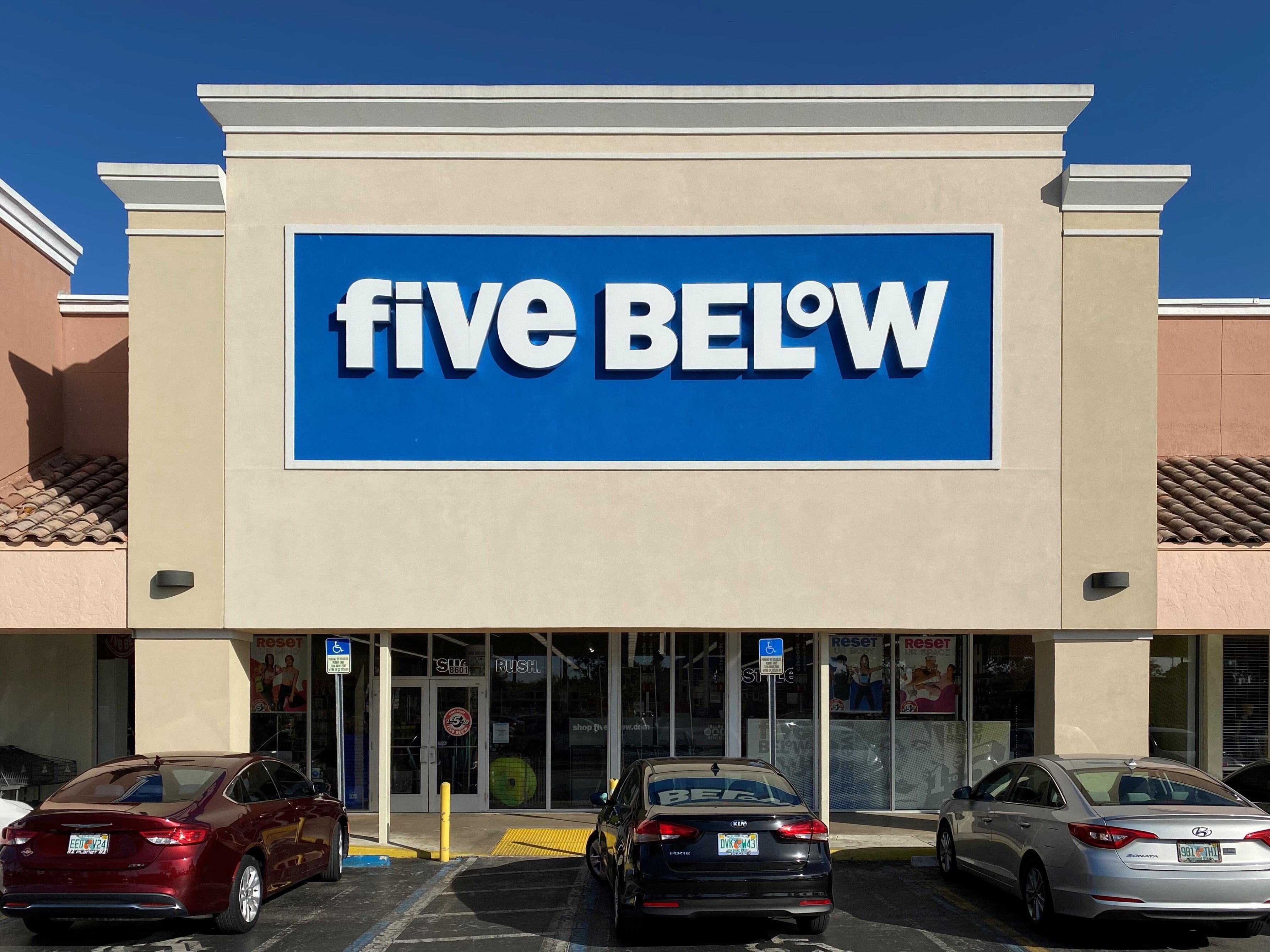 Five_Below_Miami_(49414193061)